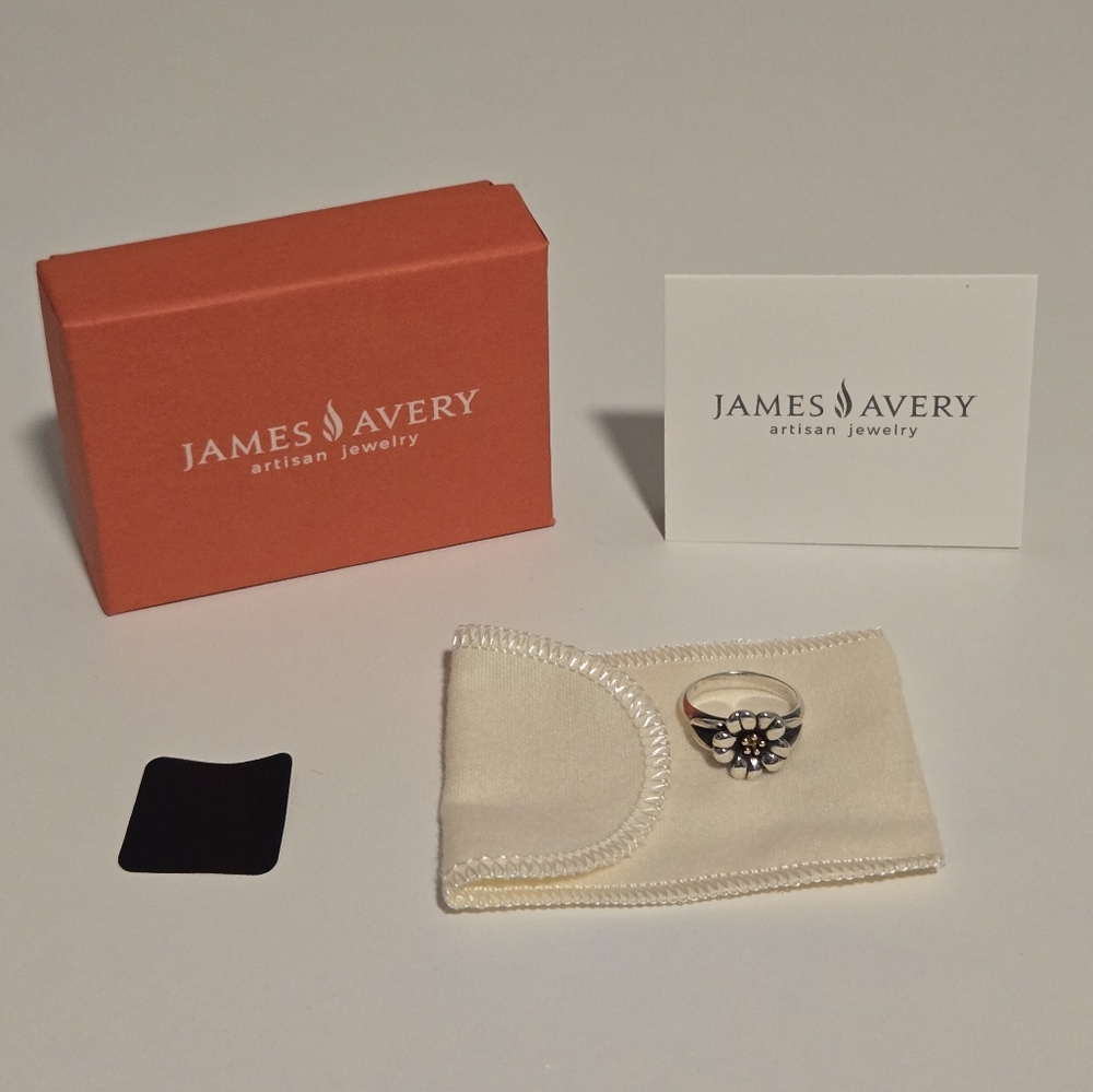 RETIRED James Avery April Flower Sterling Silver and 18kt Gold Ring